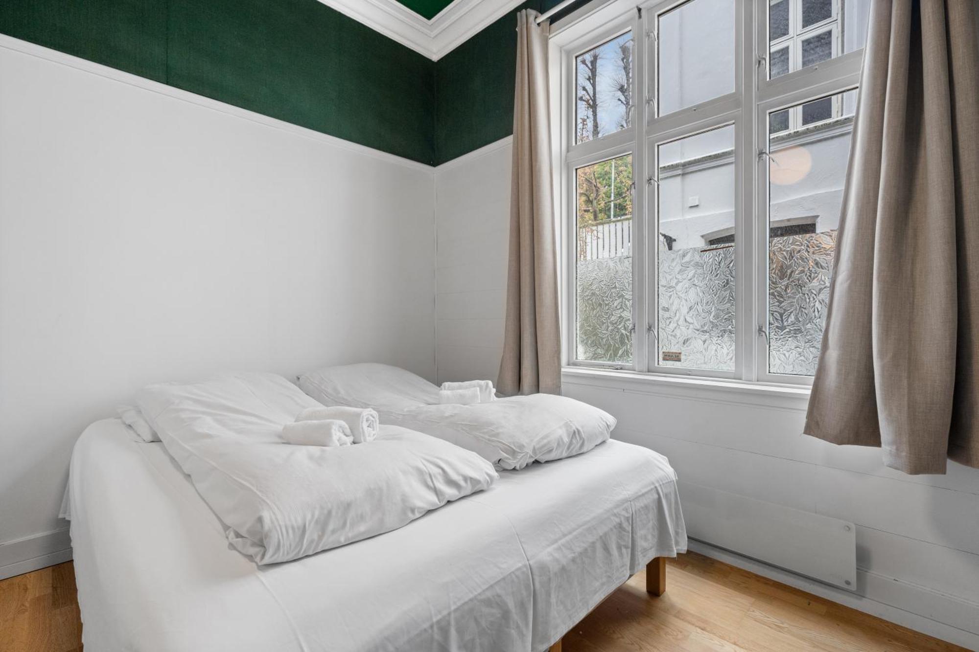 Experience The Luxury Lifestyle 100M From Bryggen! Apartment Берген Екстериор снимка